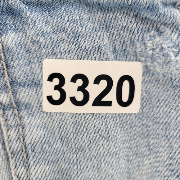 Soho Jeans Pants Womens 10 Light Wash High Waist Cropped Distressed Frayed Hem - Picture 6 of 6